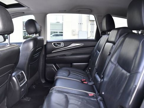 Used 2019 INFINITI QX60 Luxe w/ Essential Package image 24