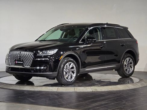 New 2026 Lincoln Corsair Premiere image 4