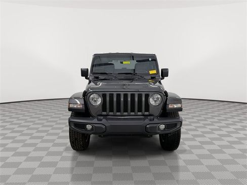 Used 2021 Jeep Wrangler Sport image 3