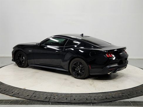 Used 2024 Ford Mustang GT image 5