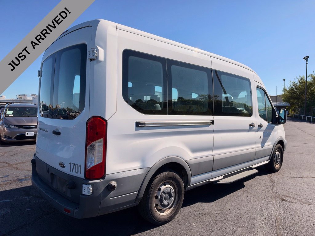 Used 2017 Ford Transit 350 XL RWD image 5