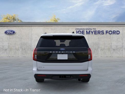 New 2026 Ford Expedition Active RWD image 5