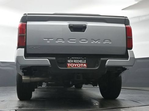 Used 2026 Toyota Tacoma SR5 AWD/4WD image 34