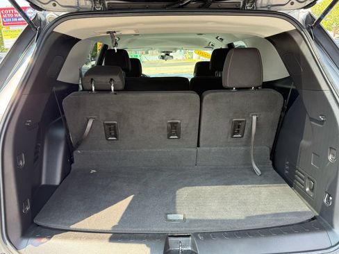 Used 2020 Chevrolet Traverse LS AWD/4WD image 42