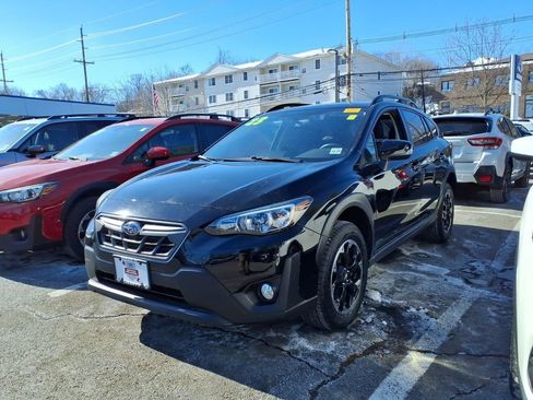 Certified 2023 Subaru Crosstrek 2.0i Premium image 3