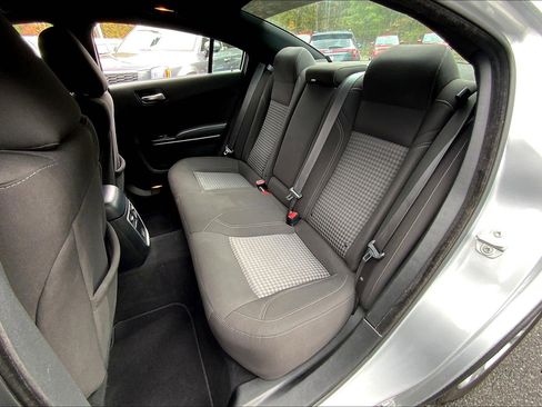 Used 2023 Dodge Charger SXT image 28