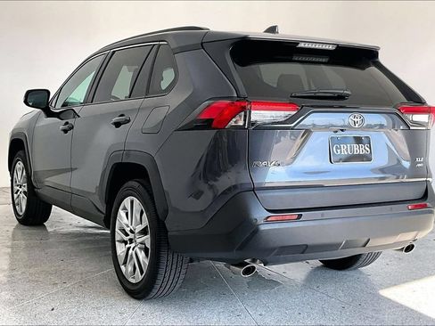 Used 2024 Toyota RAV4 XLE Premium w/ Weather Package AWD/4WD image 15