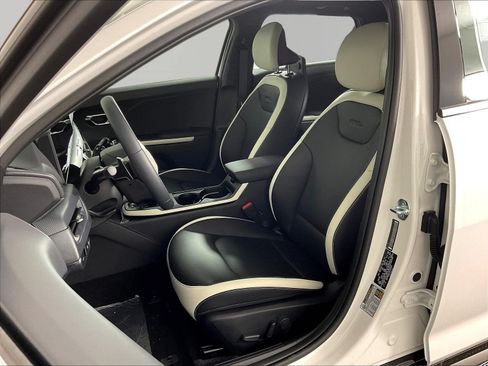 New 2026 Kia K4 GT-Line w/ GT-Line Sunroof Package FWD image 16