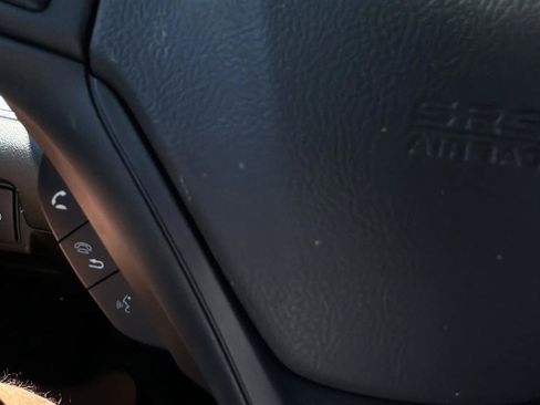 Used 2015 Honda CR-V LX image 40