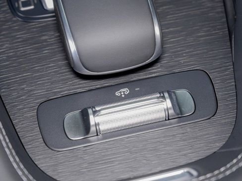 New 2026 Mercedes-Benz GLE 53 AMG 4MATIC image 25