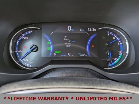 Used 2022 Toyota RAV4 SE image 31