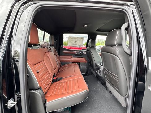 New 2026 GMC Sierra 1500 Denali Ultimate AWD/4WD image 13