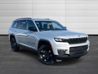 New 2025 Jeep Grand Cherokee L Limited w/ Black Appearance Package
