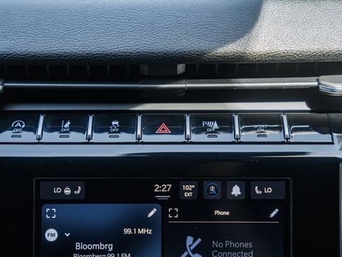 Used 2024 Jeep Grand Cherokee Altitude image 20