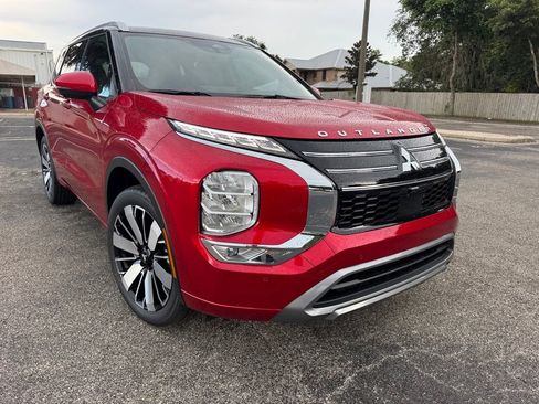 New 2025 Mitsubishi Outlander SEL image 10