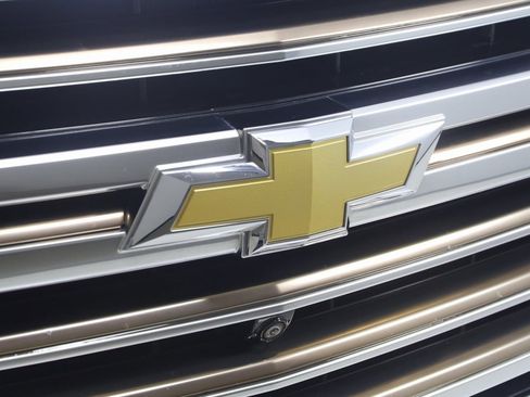 Used 2021 Chevrolet Tahoe High Country image 17