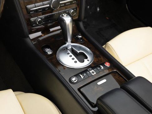 Used 2007 Bentley Continental GTC image 24