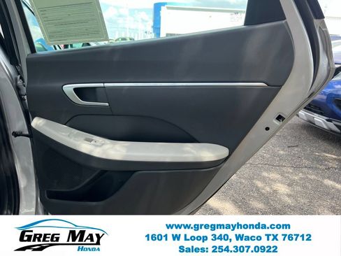 Used 2025 Hyundai Sonata SEL FWD image 13