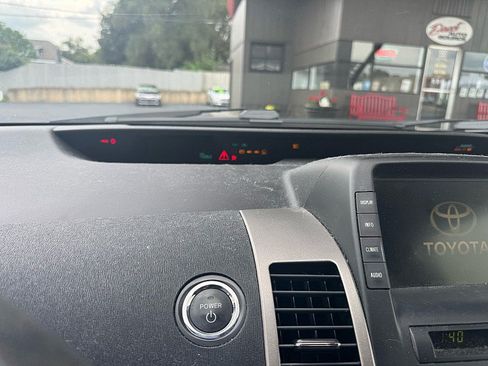 Used 2008 Toyota Prius Touring FWD image 13