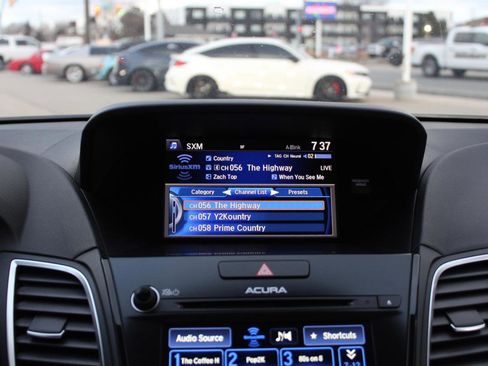 Used 2017 Acura RDX AWD w/ Advance Package image 16