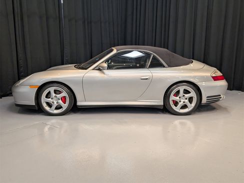 Used 2004 Porsche 911 Carrera 4S image 11