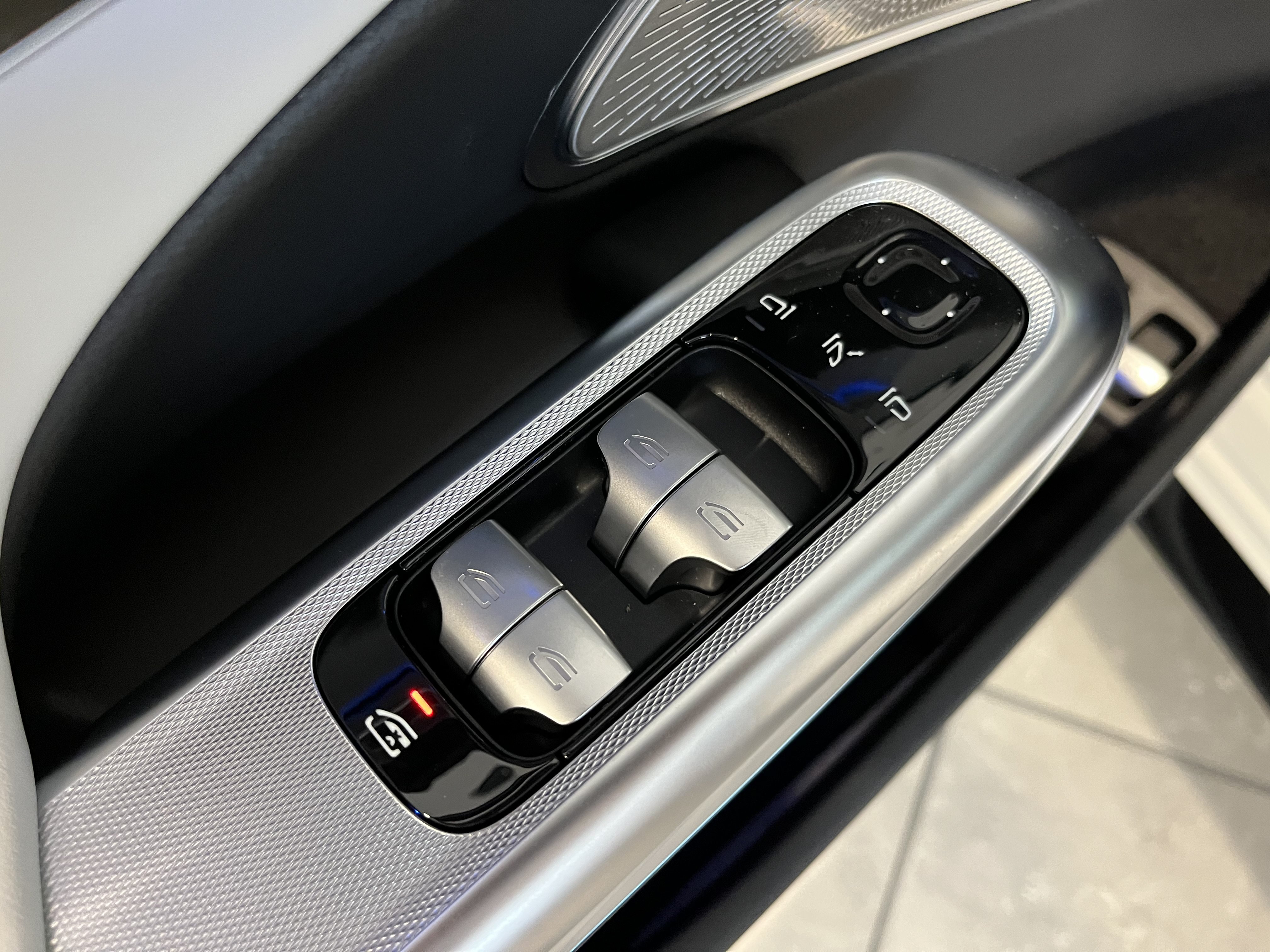New 2026 Mercedes-Benz E 53 AMG e 4MATIC Wagon image 14