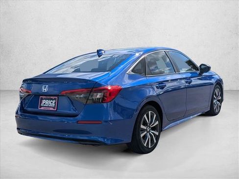 Used 2022 Honda Civic EX image 5