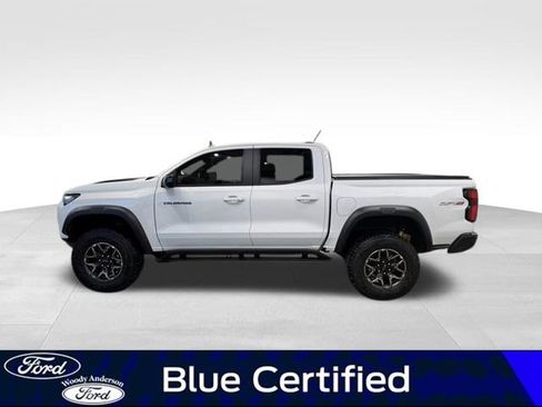 Used 2023 Chevrolet Colorado ZR2 w/ ZR2 Convenience Package III image 3