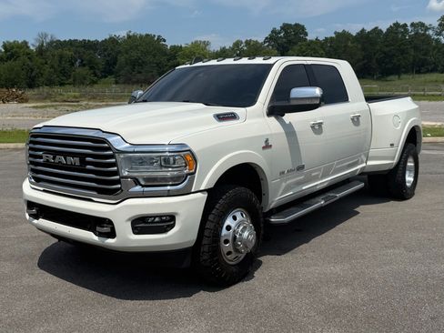 Used 2021 RAM 3500 Limited AWD/4WD image 2