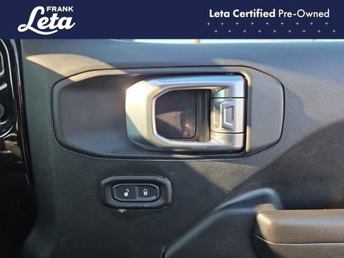 Used 2020 Jeep Gladiator Sport w/ Quick Order Package 23S image 30