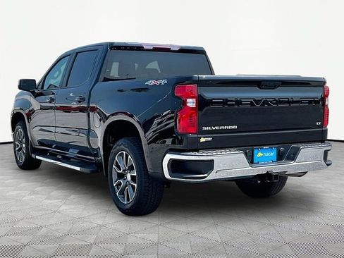 Used 2023 Chevrolet Silverado 1500 LT AWD/4WD image 4