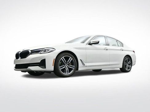 Used 2023 BMW 530i w/ Convenience Package image 34