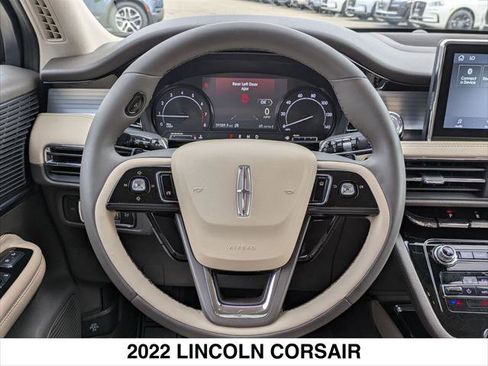 Used 2022 Lincoln Corsair Standard image 13
