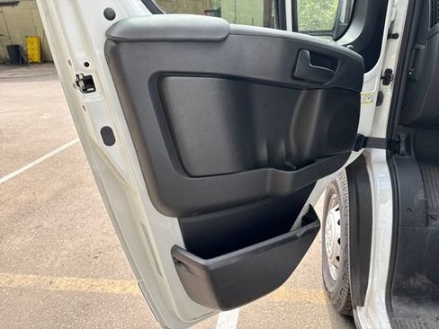 Used 2023 RAM ProMaster 3500 w/ Driver Convenience Group FWD image 15