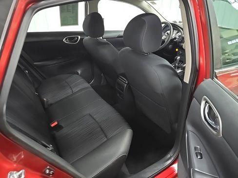 Used 2017 Nissan Sentra SV image 17