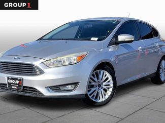 Used 2017 Ford Focus Titanium video 1