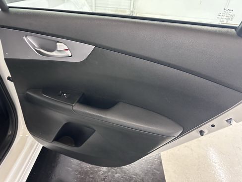 Used 2024 Kia Forte LXS image 23