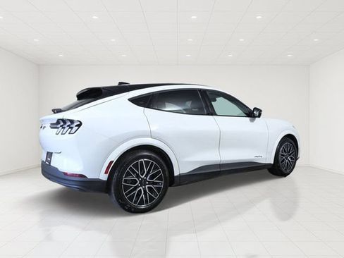 Certified 2025 Ford Mustang Mach-E Premium AWD/4WD image 6