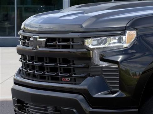 New 2026 Chevrolet Silverado 1500 LT Trail Boss w/ Dark Appearance Package AWD/4WD image 13