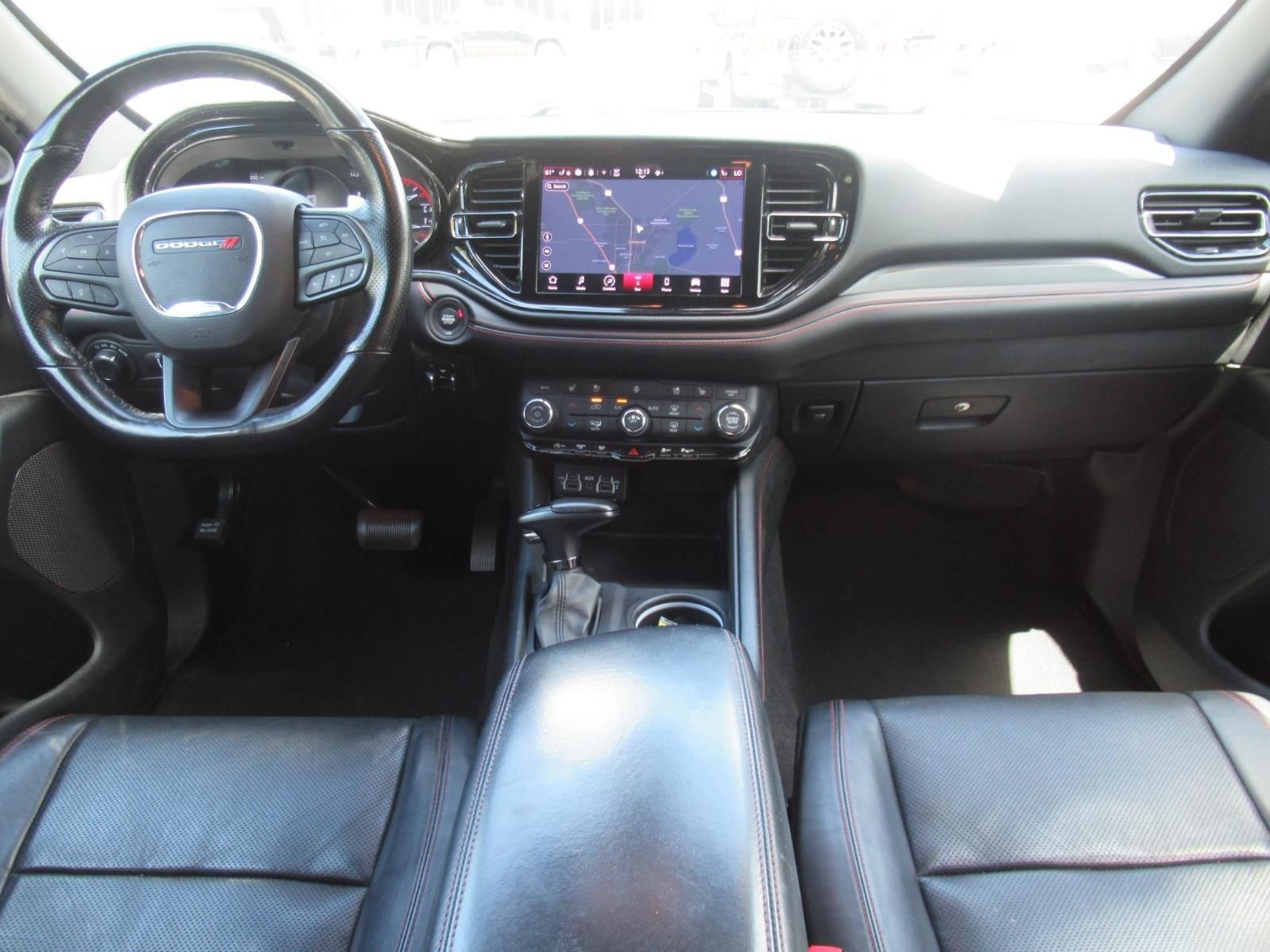 Used 2024 Dodge Durango GT RWD image 12