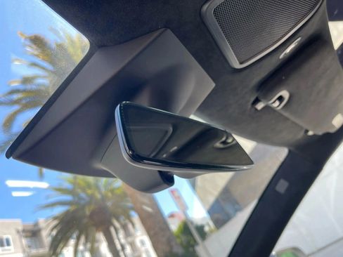 Used 2020 Tesla Model S Long Range image 44