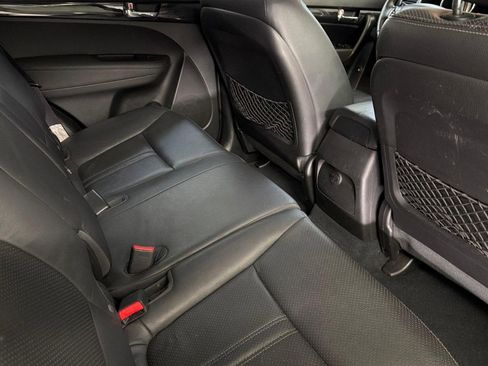 Used 2011 Kia Sorento EX w/ Premium Pkg FWD image 29