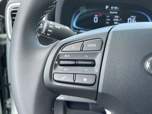 New 2026 Hyundai Venue SEL FWD image 30