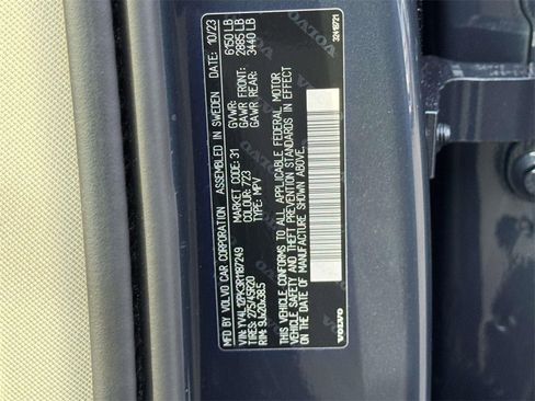 Certified 2024 Volvo XC90 B5 Core w/ Climate Package image 16