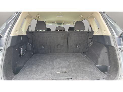 Certified 2024 Nissan Rogue SV AWD/4WD image 12