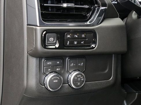 New 2026 GMC Yukon XL Elevation w/ LPO, Floor Liner Package image 25