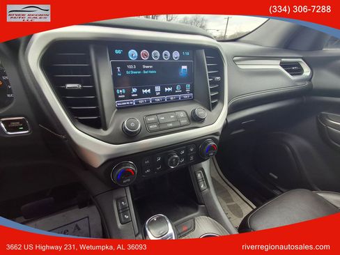 Used 2019 GMC Acadia SLT image 11