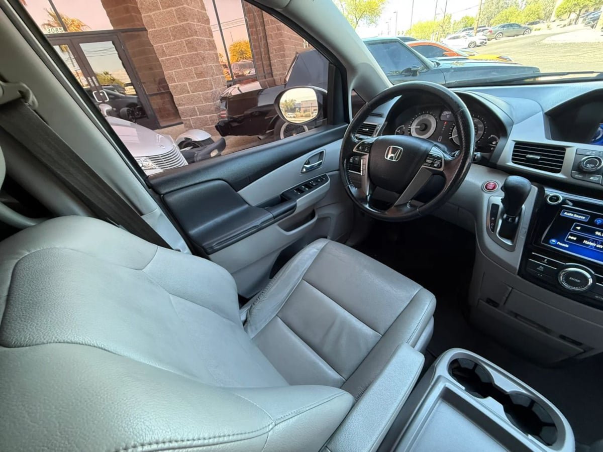 Used 2016 Honda Odyssey EX-L image 48