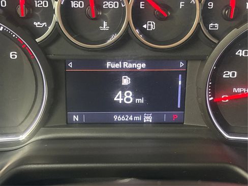 Used 2021 Chevrolet Suburban Z71 w/ Z71 Signature Package AWD/4WD image 49