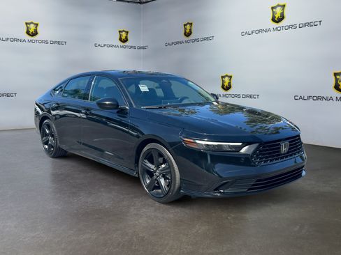 Used 2023 Honda Accord Sport image 7